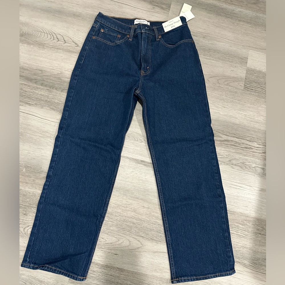Abercrombie Woman Jeans - the vintage straight high rise size 27 4s (short)
